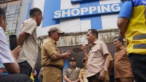 Kondisinya-Rusak-Pemkab-OKI-Didesak-Segera-Revitalisasi-Shopping-Center-Kayuagung.jpg