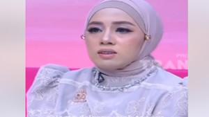 Melda-Safitri-33-saat-hadir-dalam-acara-Pagi-pagi-Ambyar-Trans-TV.jpg