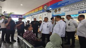 Menteri-Imigrasi-Minta-Penambahan-Kantor-Imigrasi-di-Sumsel.jpg