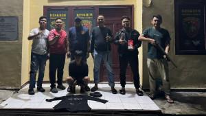 Meresahkan-Karena-Kerap-Kali-Bobol-Rumah-Warga-Pemuda-di-Prabumulih-Ditangkap-Polisi.jpg