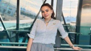 Nikita-Mirzani-melalui-unggahan-Instagramnya-mengisyaratkan-segera-angkat-bicara.jpg