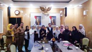 Pengurus-FJPI-Sumsel-saat-beraudiensi-dengan-Walikota-Palembang-Ratu-Dewa-Senin-482025.jpg