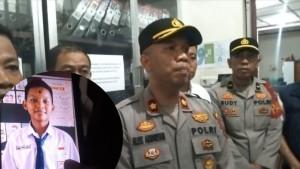 Polisi-Ungkap-Penyebab-Siswa-SMPN-26-Palembang-Tewas-di-Parit-Belakang-Sekolah-Kepala-Terbentur.jpg