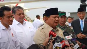 Presiden-Prabowo-Subianto-merespons-soal-kasus-keracunan-MBG-setibanya-di-Lanud.jpg