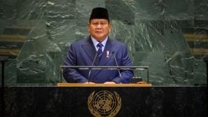 Presiden-Republik-Indonesia-Prabowo-Subianto-saat-berpidato-dalam-Si.jpg