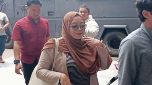 Sahara-bersama-kuasa-hukumnya-Moh-Zakki-mendatangi-Mapolresta-Malang.jpg