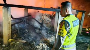 Sedang-Tak-Ada-Orang-Dewasa-di-Rumah-4-Anak-Tewas-dalam-Kebakaran-di-Madang-Suku-I-OKU-Timur.jpg
