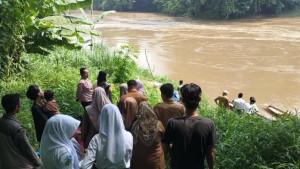 Sosok-Kelvin-Febriansyah-Pelajar-Kecelakaan-Tenggelam-di-Sungai-Muara-Beliti-MURA-Usai-Antar-Ibu.jpg