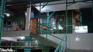 Suasana-Masjid-Nurul-Amal-yang-terletak-di-RT-02-RW-25-Jebres-Tengah.jpg