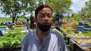 Tangis-Suami-Melihat-Makam-Istrinya-yang-Tewas-di-Hotel-Palembang-Dibongkar-Biasanya-Selalu-Ceria.jpg