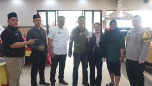 Tindak-Cepat-SPKT-Polres-Ogan-Ilir-Temukan-iPhone-13-Milik-Penumpang-Bus-yang-Hilang-di-Rumah-Makan.jpg