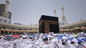 Travel-Tak-Khawatir-Tergerus-Umrah-Backpacker-AMPHURI-Tegas-Ibadah-Butuh-Bimbingan-Sistem-Resmi.jpg