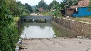 Underpass-Ulak-Lebar-di-Lahat-Kembali-Teredam-dan-Jadi-Kolam-Buat-Jalan-Lintas-Terputus.jpg