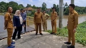 Warga-Resah-Jembatan-Penghubung-di-Kandis-Ogan-Ilir-Terancam-Ambruk-Pemkab-Janji-Segera-Diperbaiki.jpg