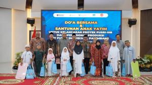doa-bersmaa-pusri-dan-adhi-karya.jpg