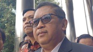 hasto-kristiyanto-diperiksa-kpk-hari-ini-senin-13-januari-2025.jpg