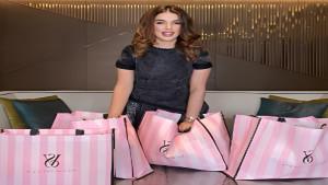 membeli-banyak-baju-piyama-mewah-brand-dari-Victoria-Secret-sebagai-bentuk-awal-k.jpg