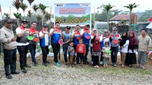 momen-hari-listrik-kilang-pertamina-berikan-bantuan.jpg
