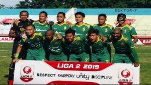para-pemain-sriwijaya-fc-foto-bersama-pada-pertandingan-melawan-mitra-kukar.jpg