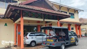 uasana-SMA-Negeri-Cepogo-guru-injak-siswa.jpg