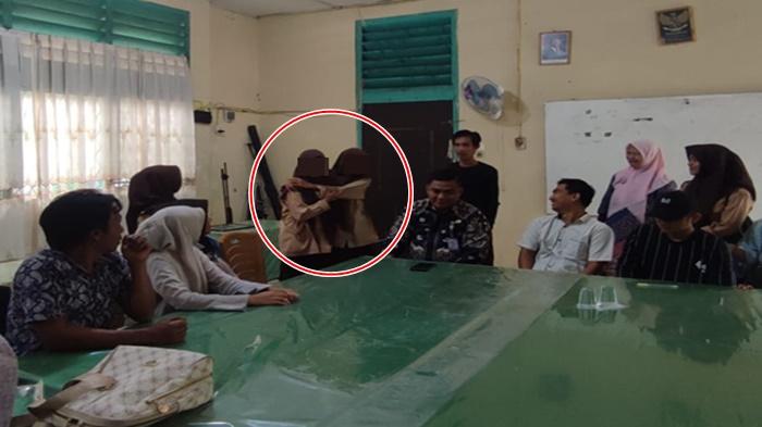 2-Siswi-SMP-4-Lubuklinggau-Viral-Berkelahi-Ternyata-Rebutkan-Cinta-Siswa-SD-Kelas-6-Didamaikan.jpg