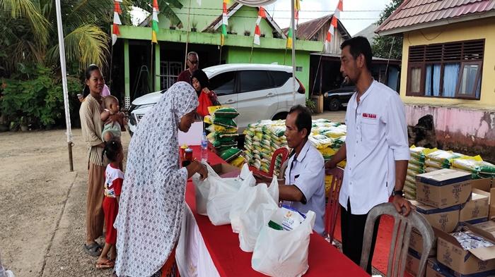 600 Paket Sembako Ludes dalam 1 Jam, Operasi Pasar Murah di Kantor Camat Rambutan Banyuasin
