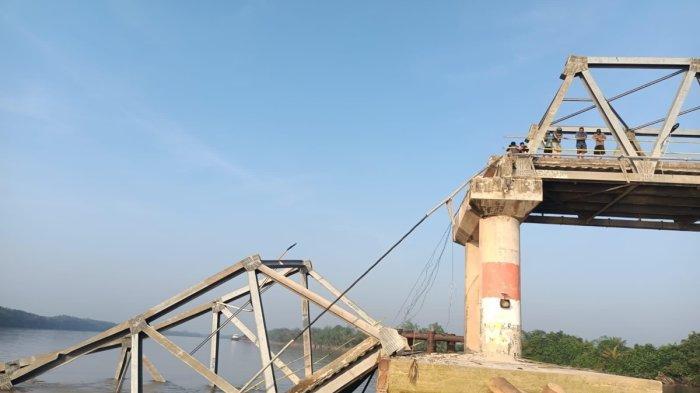 8.000 Warga Terdampak Akibat Jembatan Lalan Ambruk Ditabrak Tongkang, 5 Korban Ditemukan Meninggal