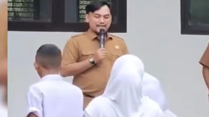 Agus-Saputra-seorang-guru-diduga-menjadi-korban-pengeroyoka.jpg