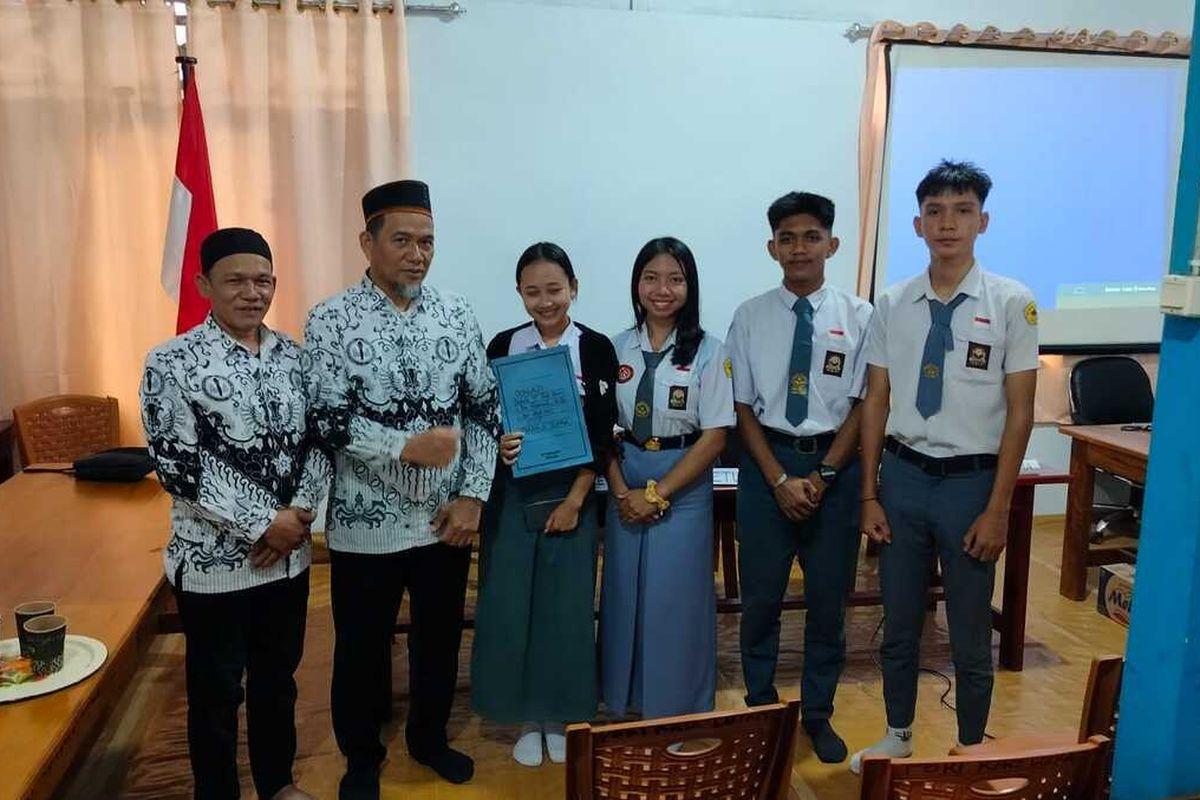 Aksi-kepedulian-datang-dari-para-siswa-UPT-SMA-Negeri-2-Luwu-Utara.jpg
