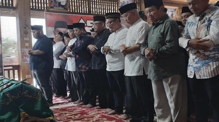 Ayah Askolani Meninggal, Halal Bi Halal di Rumah Pribadi Bupati Banyuasin Diubah Jadi Acara Tahlilan