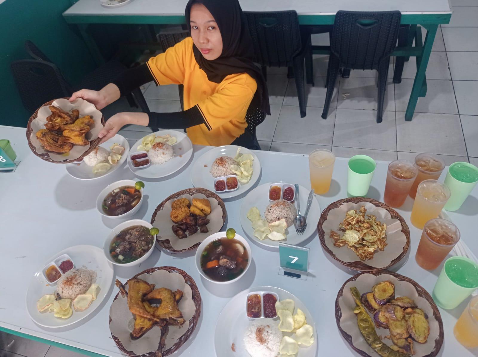 Berawal dari Hobi Berburu Kuliner,Fardi Sukses Wujudkan Impian Buka Rumah Makan Sendiri di Palembang - Tribunsumsel.com