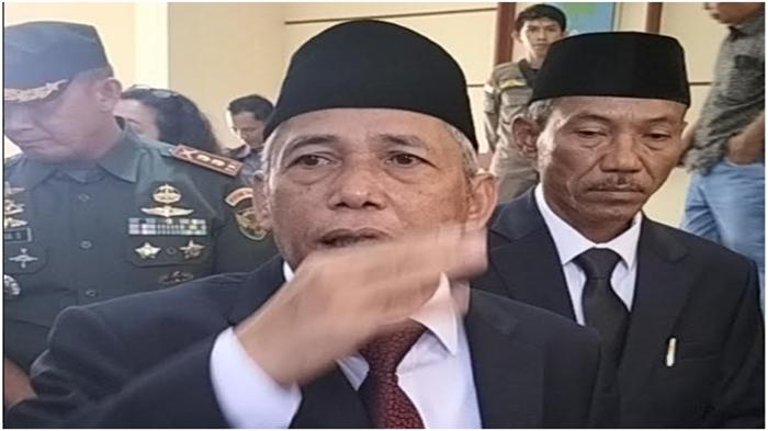 Bupati-OKI-Iskandar-SE-maju-bakal-caleg-DPR-RI-Pemilu-2024.jpg
