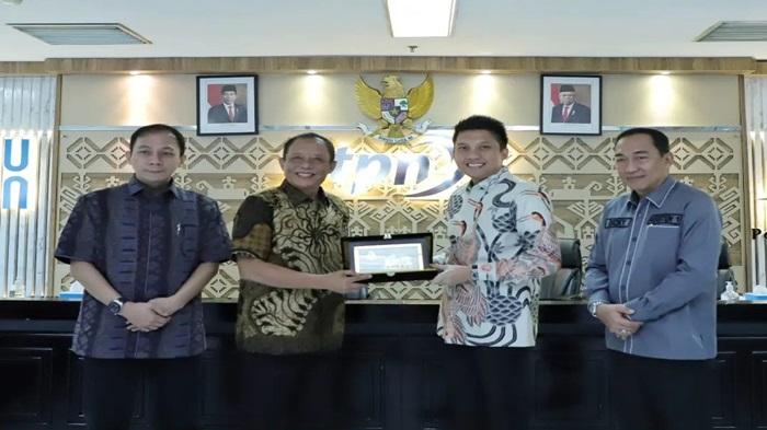 Bupati Panca Temui Direksi PTPN VII, Tindaklanjuti Proses Tukar Guling Lahan dengan Pemkab Ogan Ilir