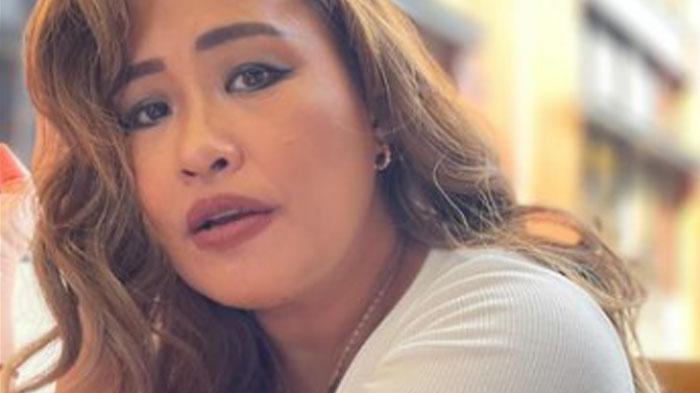 Curhat-Pinkan-Mambo-Cerai-dengan-Arya-Khan-Sebut-Sepakat-Pisah-Karena-Tak-Sejalan.jpg