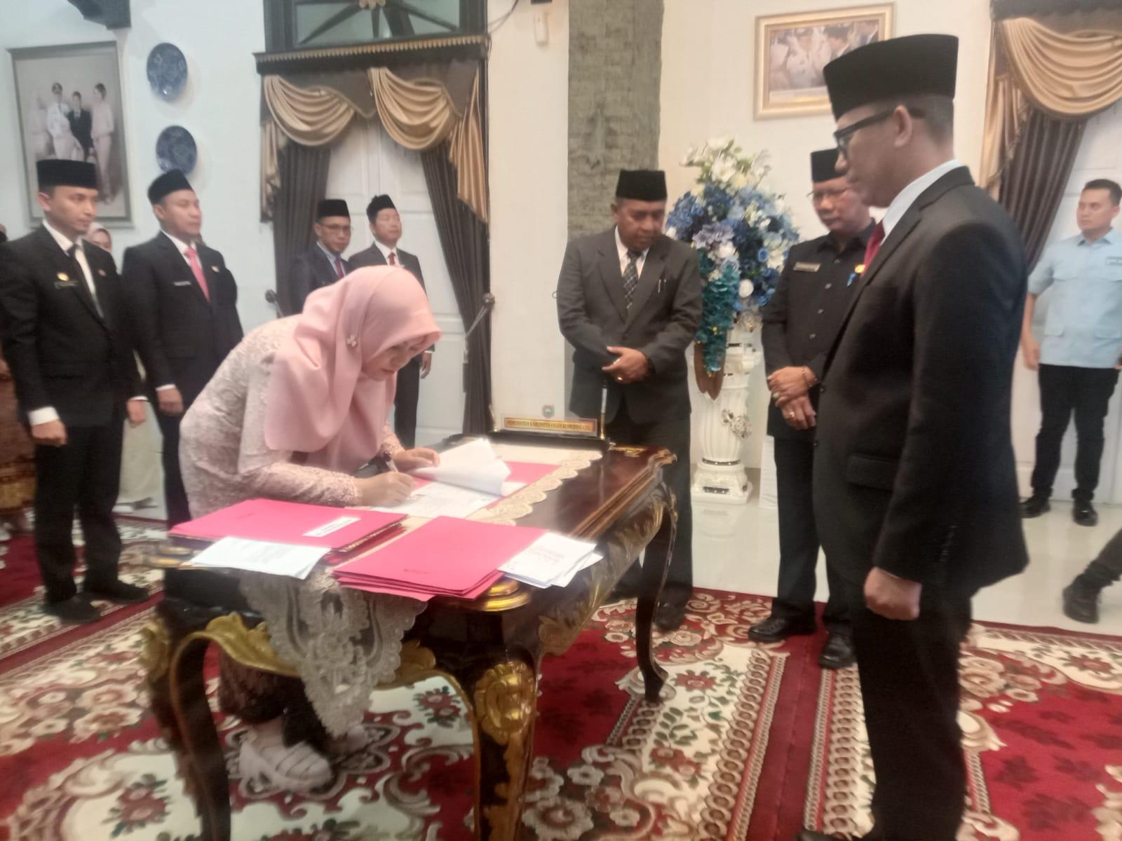 Daftar-9-Kepala-Dinas-di-Pemkab-OKU-yang-Resmi-Dilantik-Iwarman-Jabat-Kadinsos.jpg