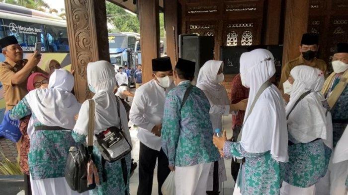 Daftar-Nama-Jemaah-Haji-Reguler-Provinsi-Jawa-Tengah-Masuk-Alokasi-Kuota-Berangkat-2025.jpg