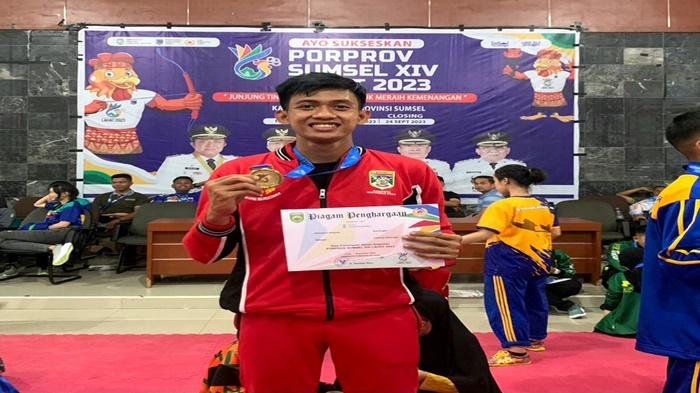 Dikenal-Pendiam-Bripda-M-Nur-Ihsan-Polisi-Polres-OKU-Timur-Raih-Medali-Emas-di-Porprov-Sumsel-2023.jpg
