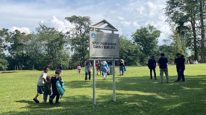 Dipadati-Ribuan-Pengunjung-Candi-Bumi-Ayu-di-Pali-Jadi-Primadona-Wisatawan-Saat-Libur-Lebaran.jpg