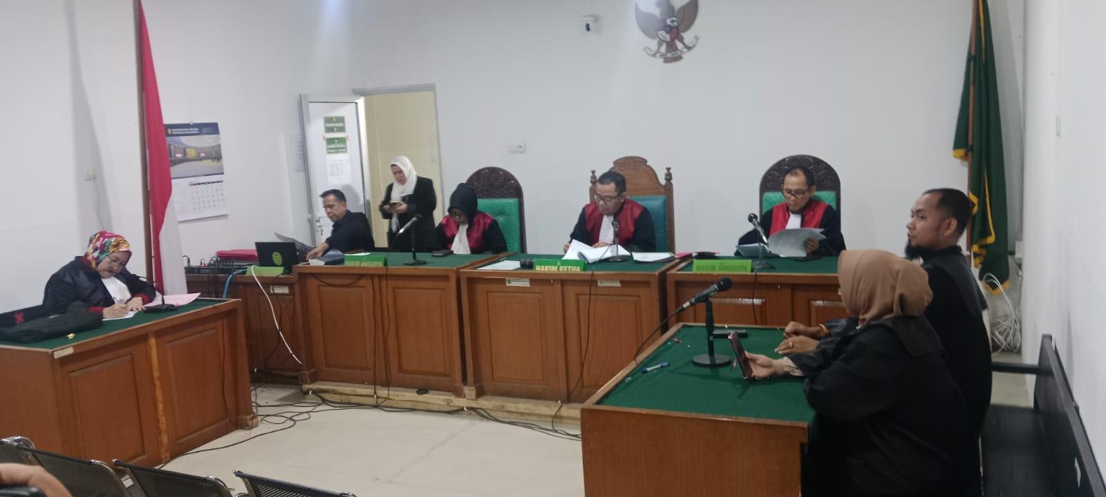 Diupah-Rp4-Juta-3-Kurir-yang-Bawa-5-Kg-Sabu-1579-Ekstasi-di-Prabumulih-Divonis-20-Tahun-Penjara.jpg