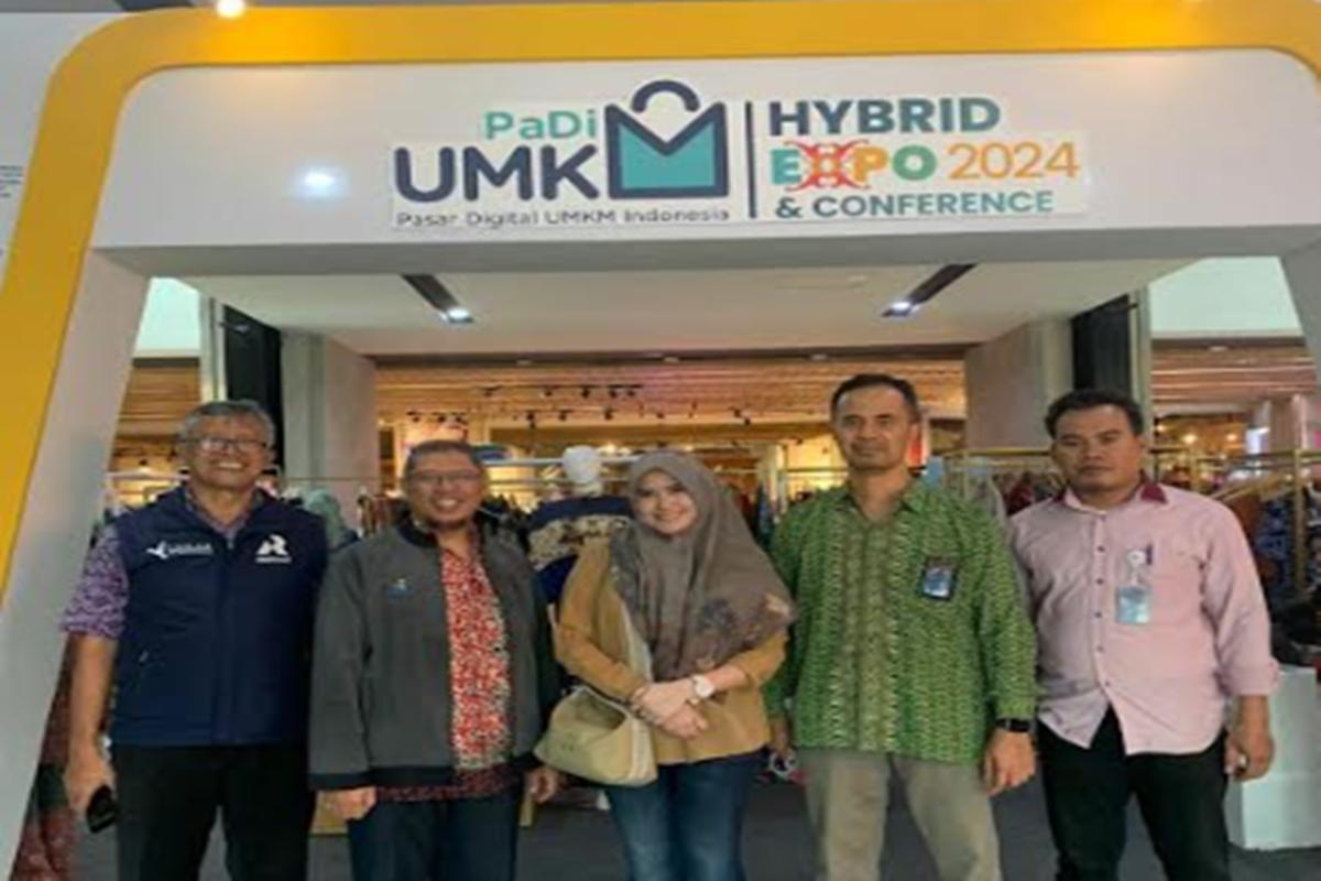 Dorong-UMKM-Naik-Kelas-Mitra-Binaan-Pusri-Berpartisipasi-Pada-PaDi-UMKM-Hybrid-Expo-Confrence-2024.jpg