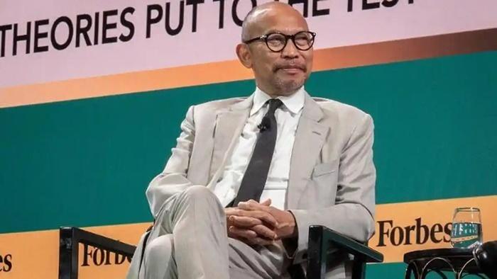 Ekonom-senior-Dr-Muhamad-Chatib-Basri-menjadi-sorotan-di-tengah-ramainya-isu-bakal-menggan.jpg