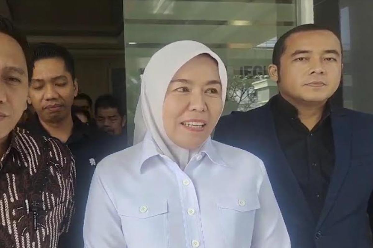 Eks-Wawako-Palembang-Fitrianti-Agustinda-Penuhi-Panggilan-Kejari-Soal-Dana-Hibah-PMI.jpg