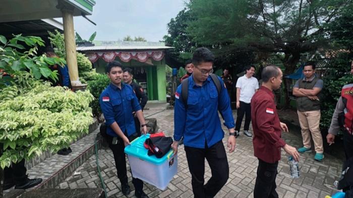 Geledah 3 Rumah, Kejari OKI Sita 2 Mobil Terkait Dugaan Korupsi KUR Tambak Udang Rp 10 Miliar