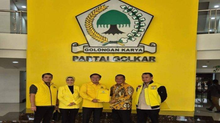 Golkar-OKU-Selatan-Terbelah-Resmi-Usung-Paslon-Iwan-Faisal-Yohana-Tegaskan-Dampingi-Abusama.jpg