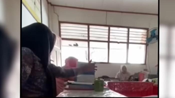 Video Guru Honorer Dipecat Diduga Protes Digantikan Adik Kepsek Lolos PPPK Paruh Waktu Jeneponto