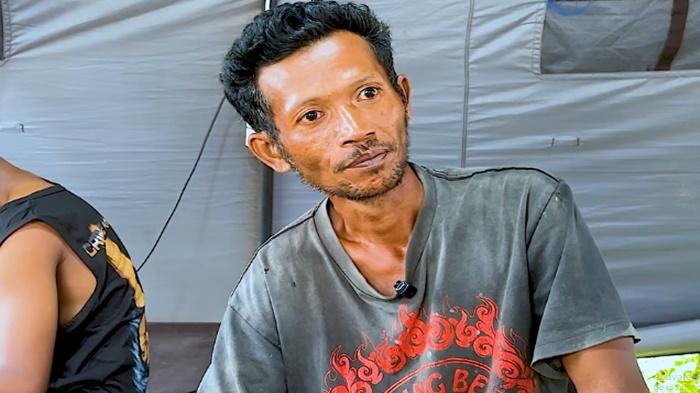 Hambali-orang-tua-dari-Rani-tampak-tegar-meski-raut-kesedihan-mendalam-tak-bisa-disemb.jpg
