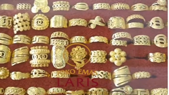 Harga-emas-perhiasan-di-Kota-Palembang-terpantau-mengalami-penurunan.jpg