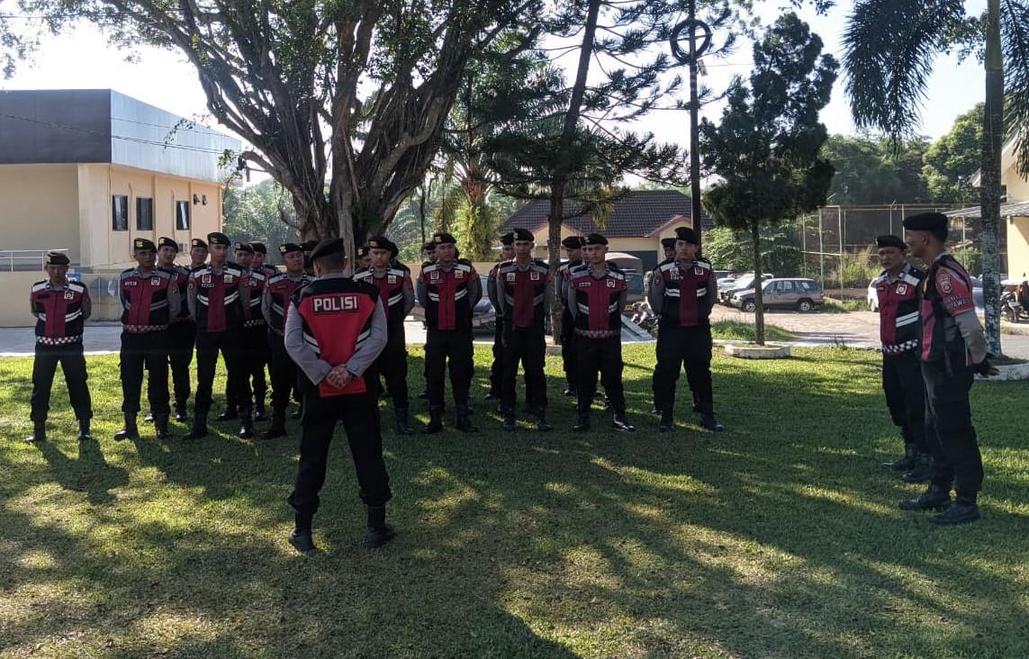 Polres Ogan Ilir Gelar Apel Siaga Pengamanan Peringatan Hari Tani Nasional Tahun 2025