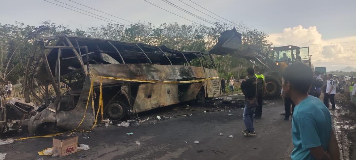 Hasil-Olah-TKP-Polisi-Simpulkan-Penyebab-Kecelakaan-Bus-ALS-di-Muratara-Diduga-Hindari-Lubang.jpg