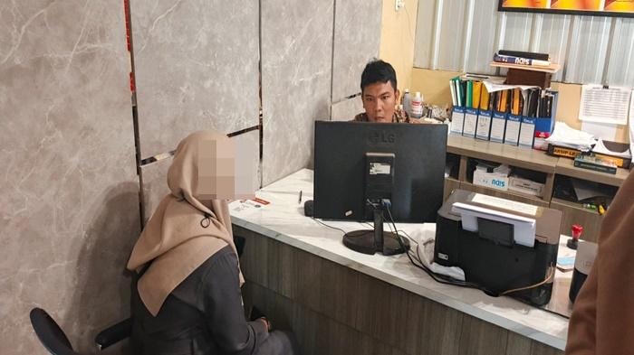 Ibu-Rumah-Tangga-di-Palembang-Ditipu-Pria-Kenalan-dari-FB-Diajak-Ketemuan-Lalu-Motor-Dibawa-Kabur.jpg